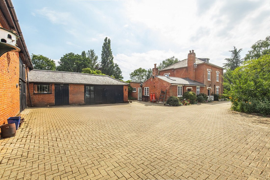 House in Gissing, England 2 - 18545799