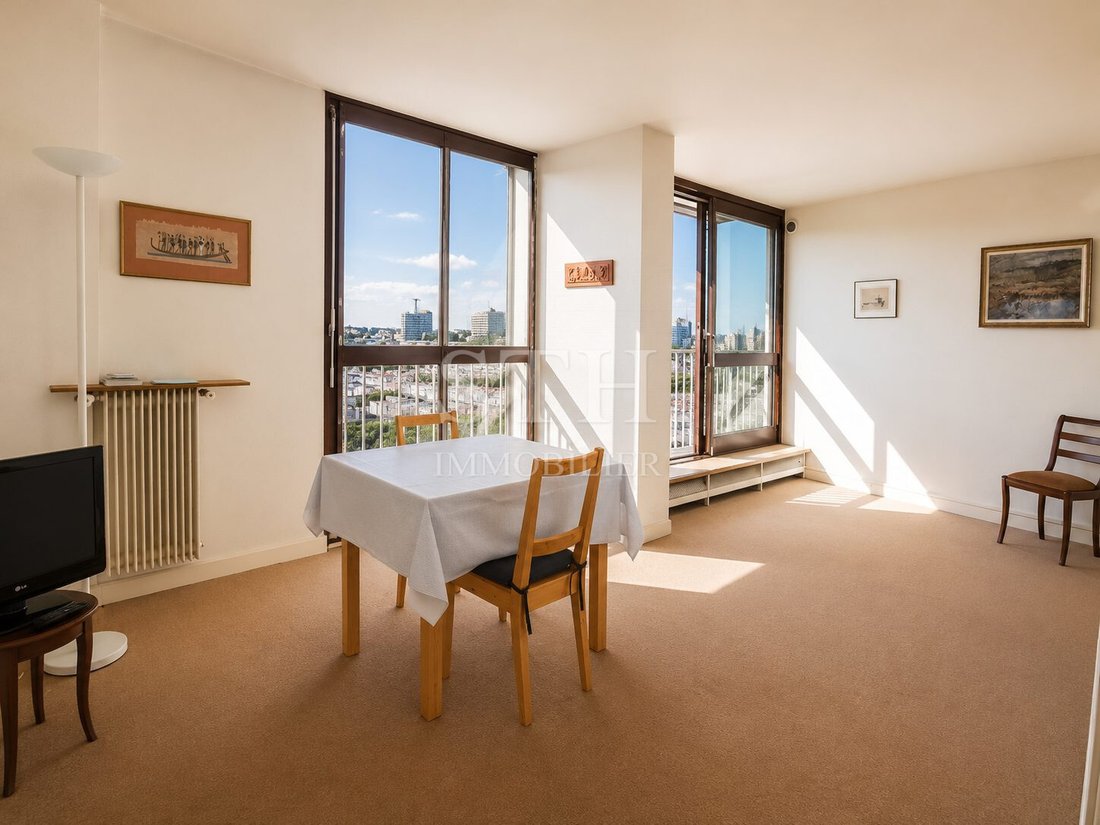 Apartment in Violet Commerce, Paris 15e Arrondissement, Paris 3 - 18480827