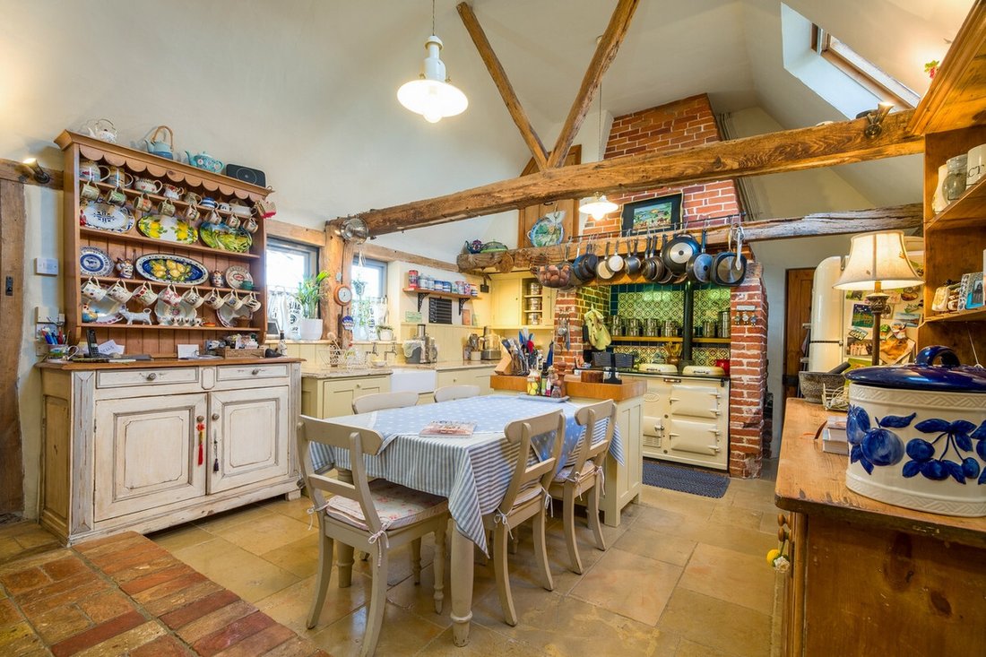 Farm Ranch in Gislingham, England 3 - 18545486