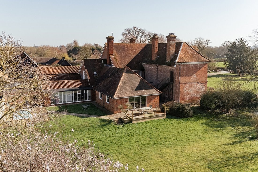 House in Suffolk, England 3 - 18545838
