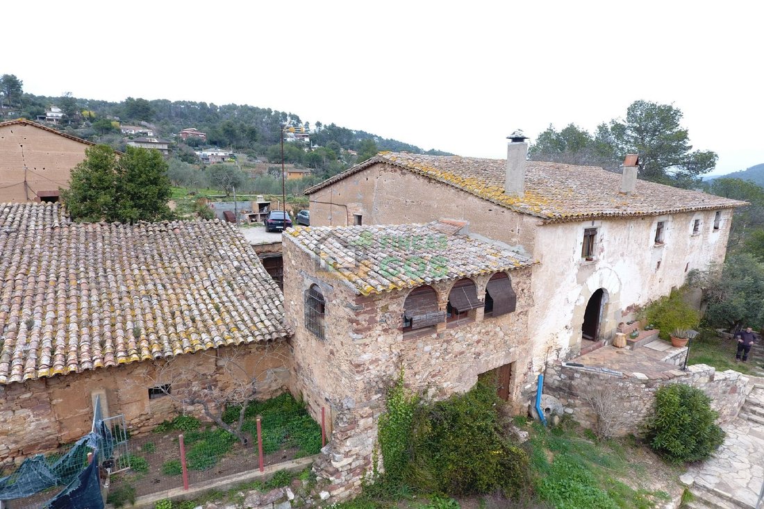 Finca en San Felíu de Llobregat, Cataluña, España 3 - 18545453