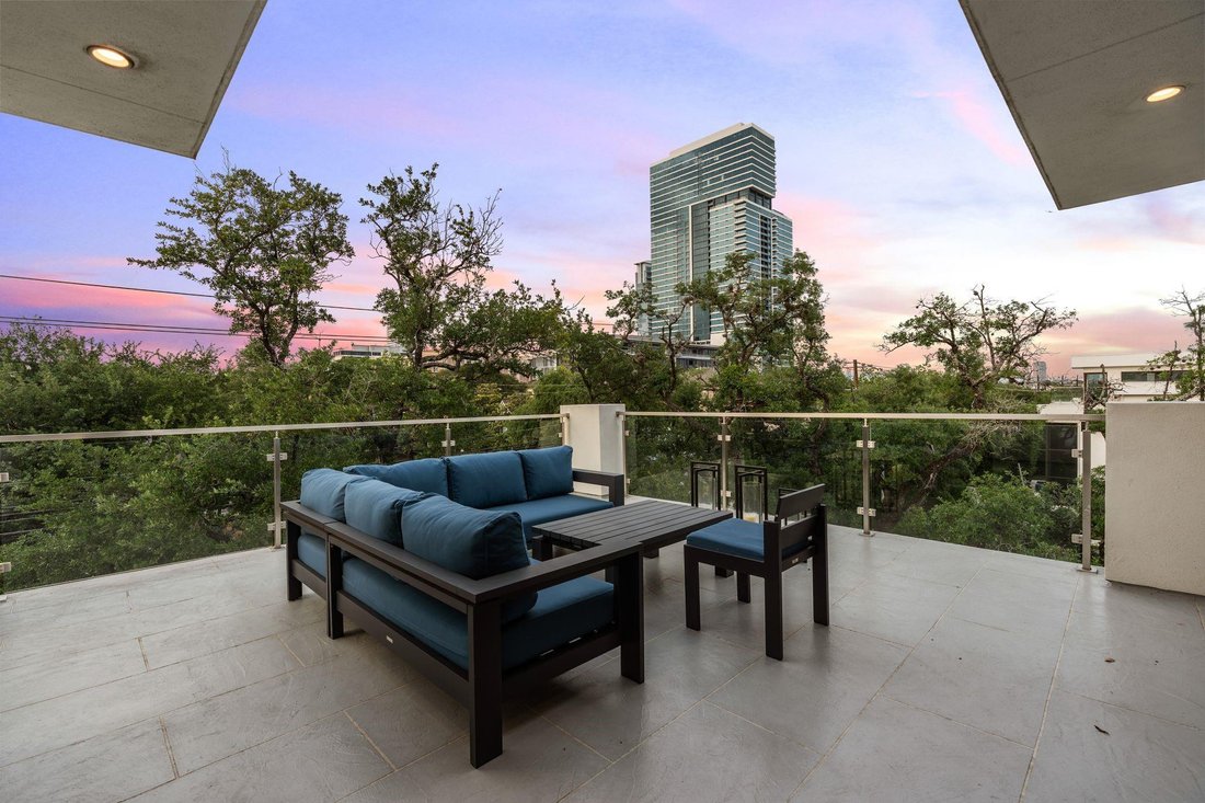 House in Houston, Texas, United States 4 - 18545214
