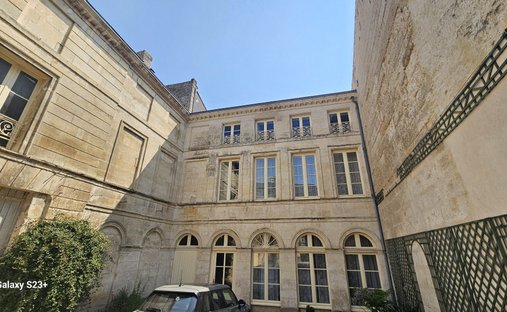 House in Niort, Nouvelle-Aquitaine, France 1