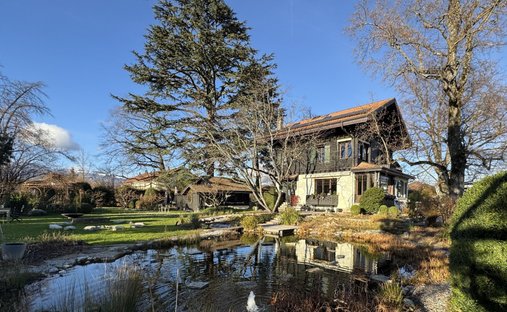 Chalet in Collex-Bossy, Genève, Switzerland 1