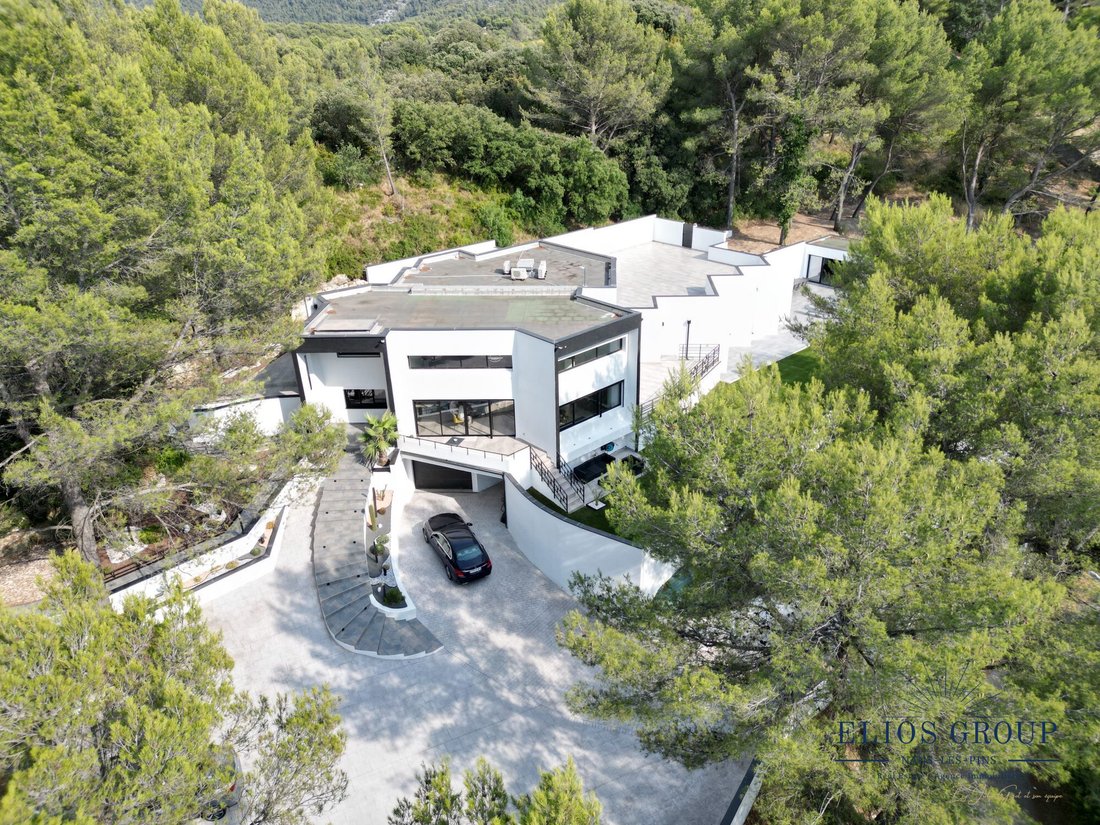 House in Pin Vert, Aubagne, France 1 - 18544796
