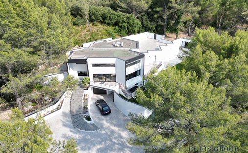 House in Pin Vert, Aubagne, France 1