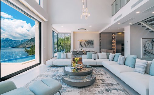 Villa a Dobrota, Kotor Municipality, Montenegro 1