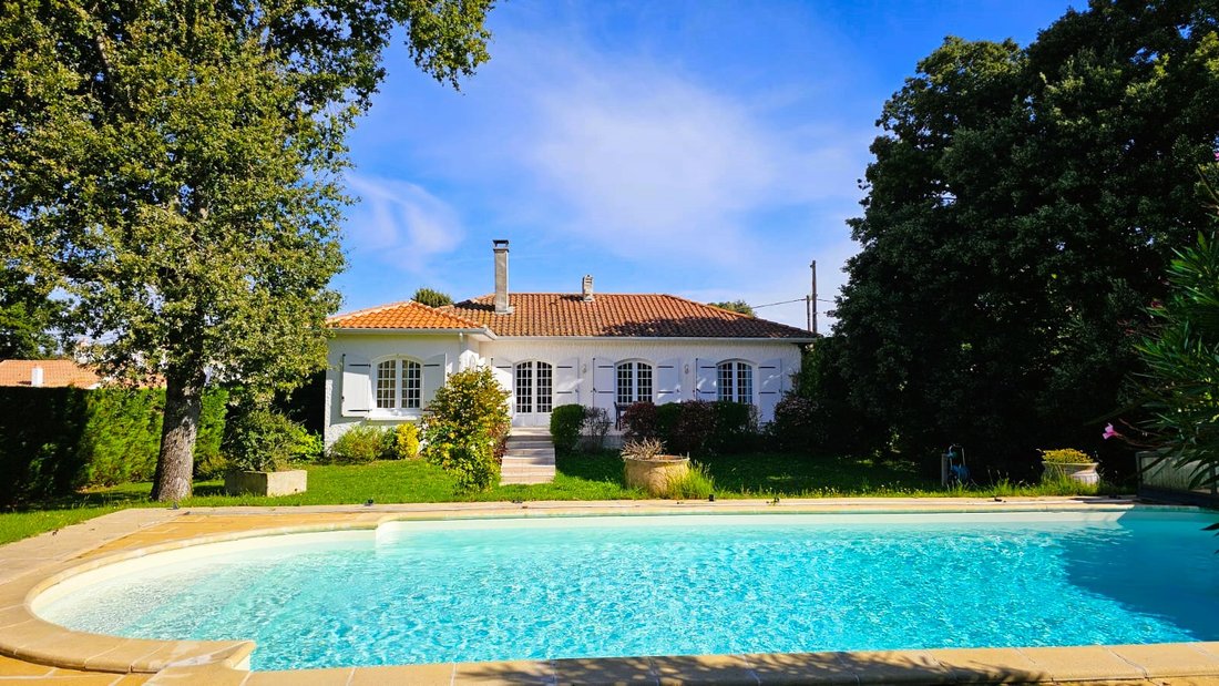 House in Vaux-sur-Mer, Nouvelle-Aquitaine, France 1 - 16125294
