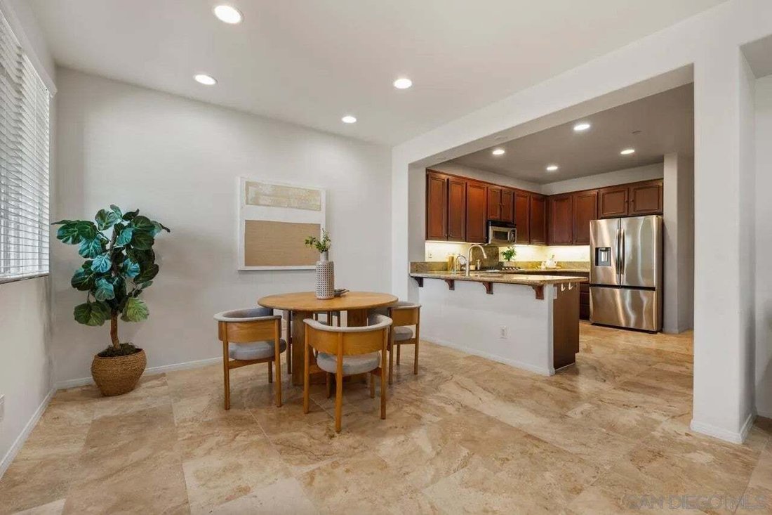 Townhouse in San Diego, California, United States 2 - 17972390