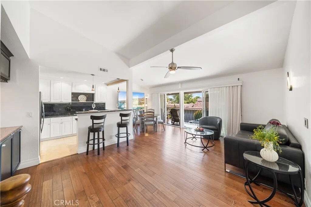 Condo in Newport Beach, California, United States 2 - 18200357