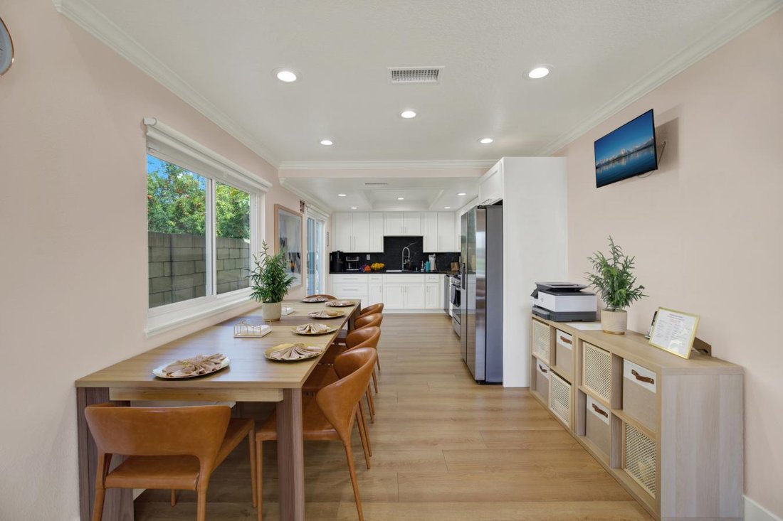 House in Fountain Valley, California, United States 5 - 18546134