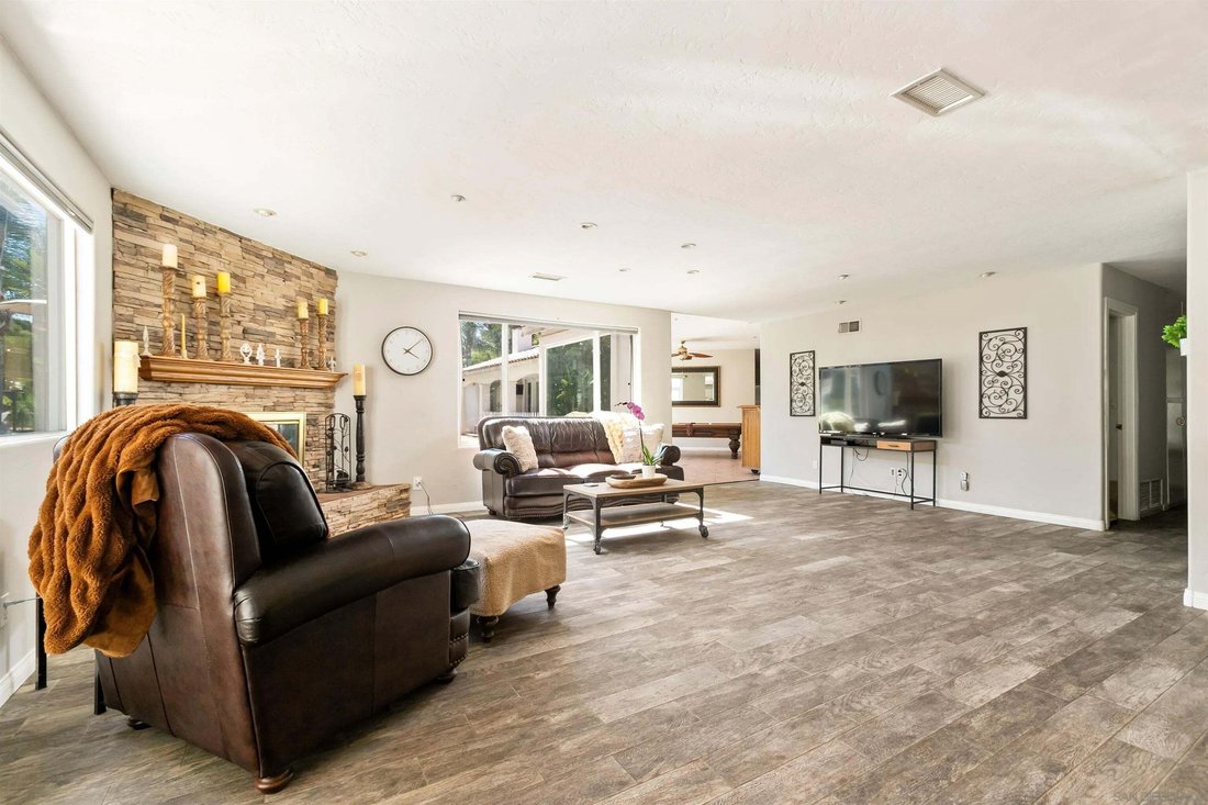 House in El Cajon, California, United States 5 - 18545973