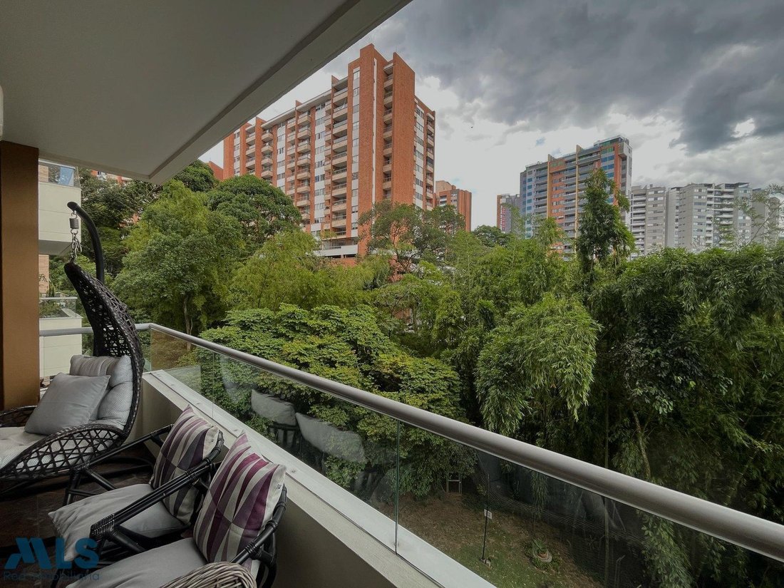 Apartment in Envigado, Antioquia, Colombia 3 - 18545866