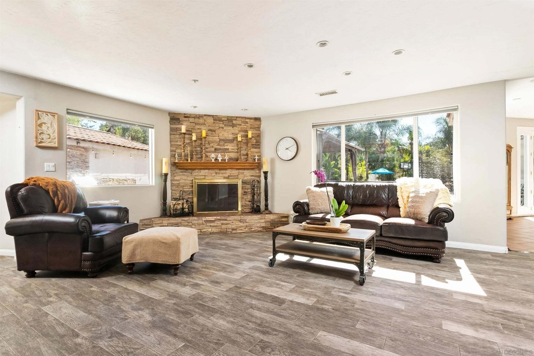 House in El Cajon, California, United States 3 - 18545973