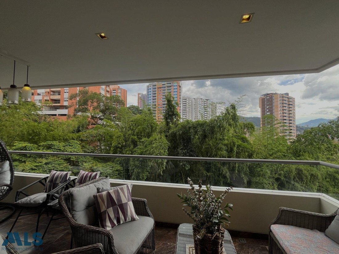 Apartment in Envigado, Antioquia, Colombia 4 - 18545866