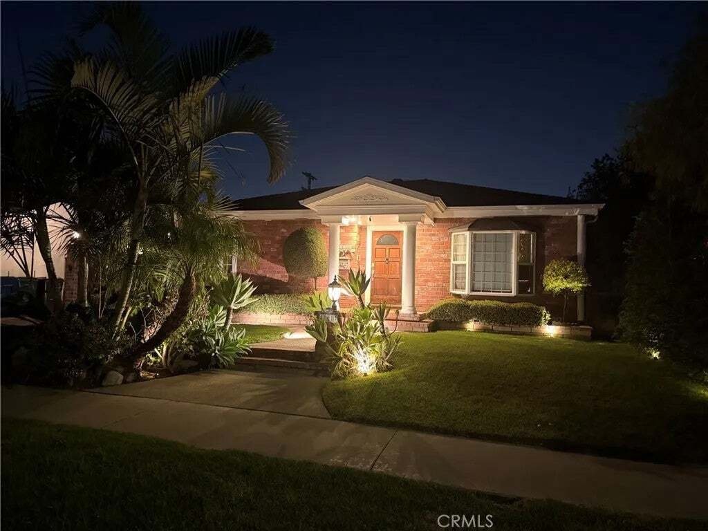 House in Signal Hill, California, United States 2 - 18545997