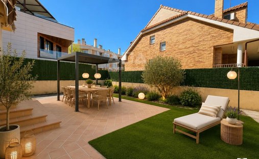 Villa in Villanueva de la Canada, Comunidad de Madrid, Spain 1
