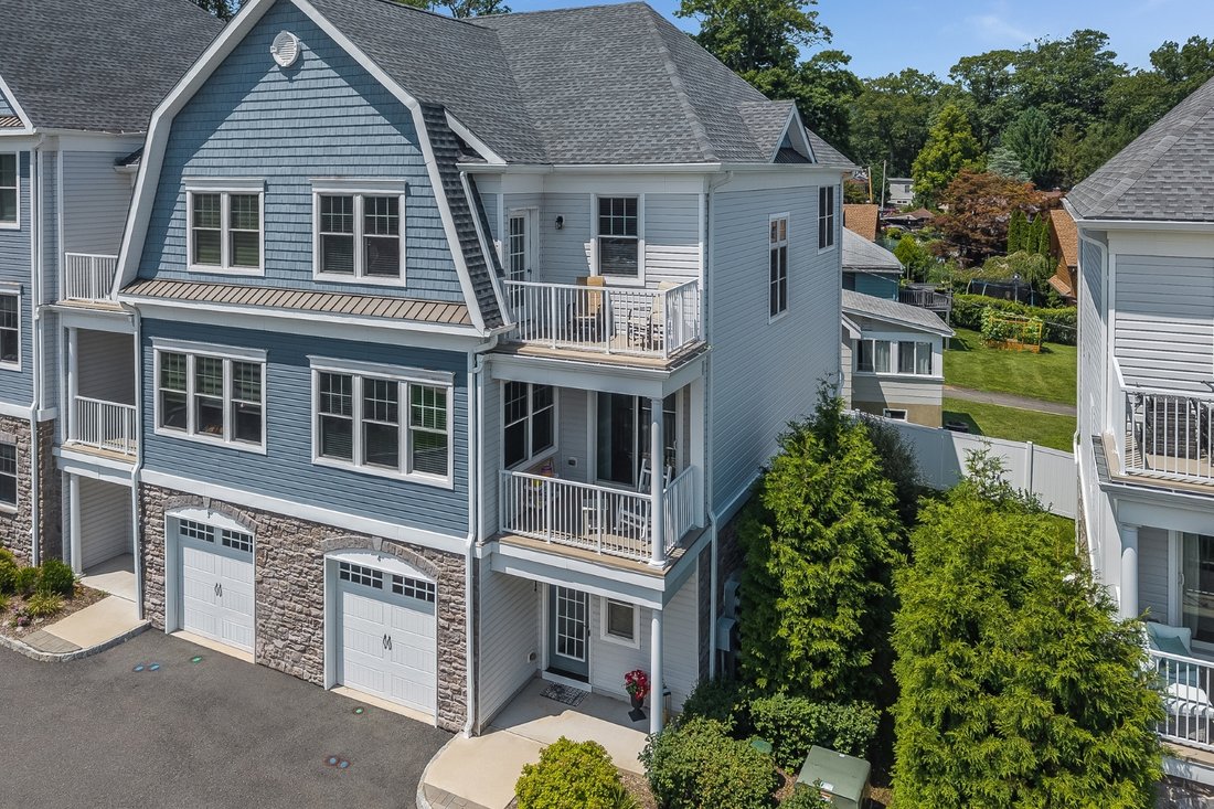 Townhouse in Hopatcong, New Jersey, United States 1 - 18546062