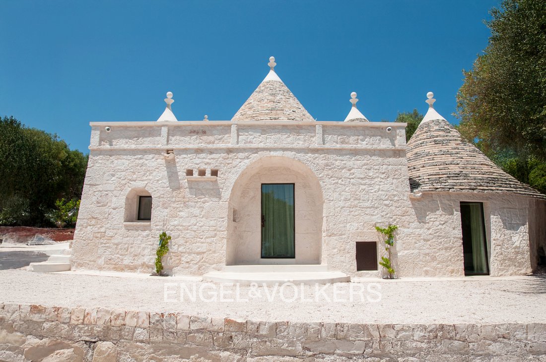 Villa in Cisternino, Apulia, Italy 1 - 18546073