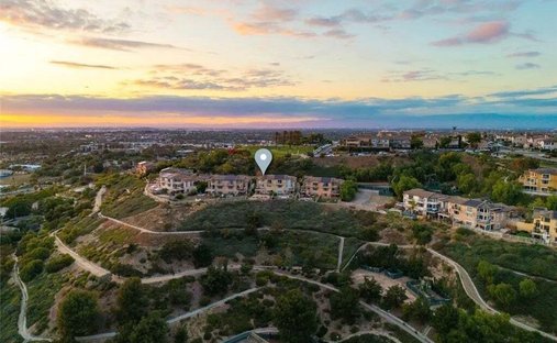 Condo in Signal Hill, California, United States 1