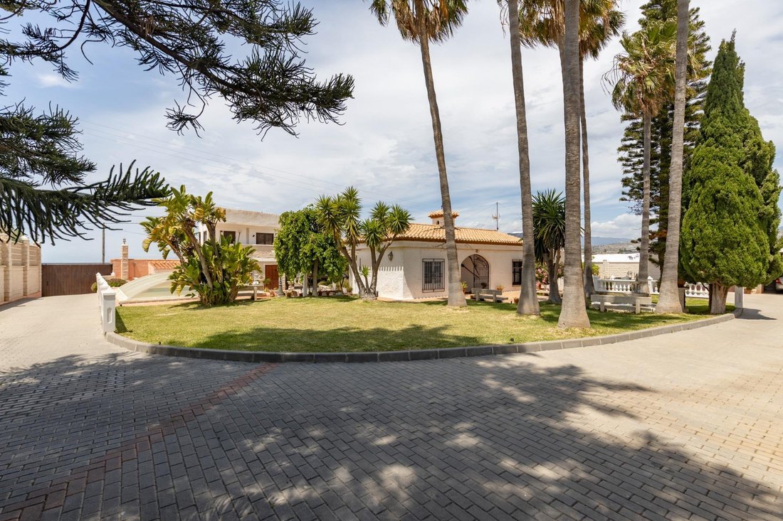 Villa in Motril, Andalusia, Spain 1 - 18546143