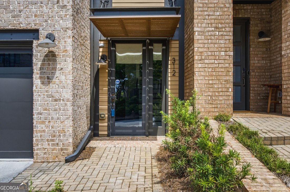 Townhouse in Alpharetta, Georgia, United States 5 - 18543146