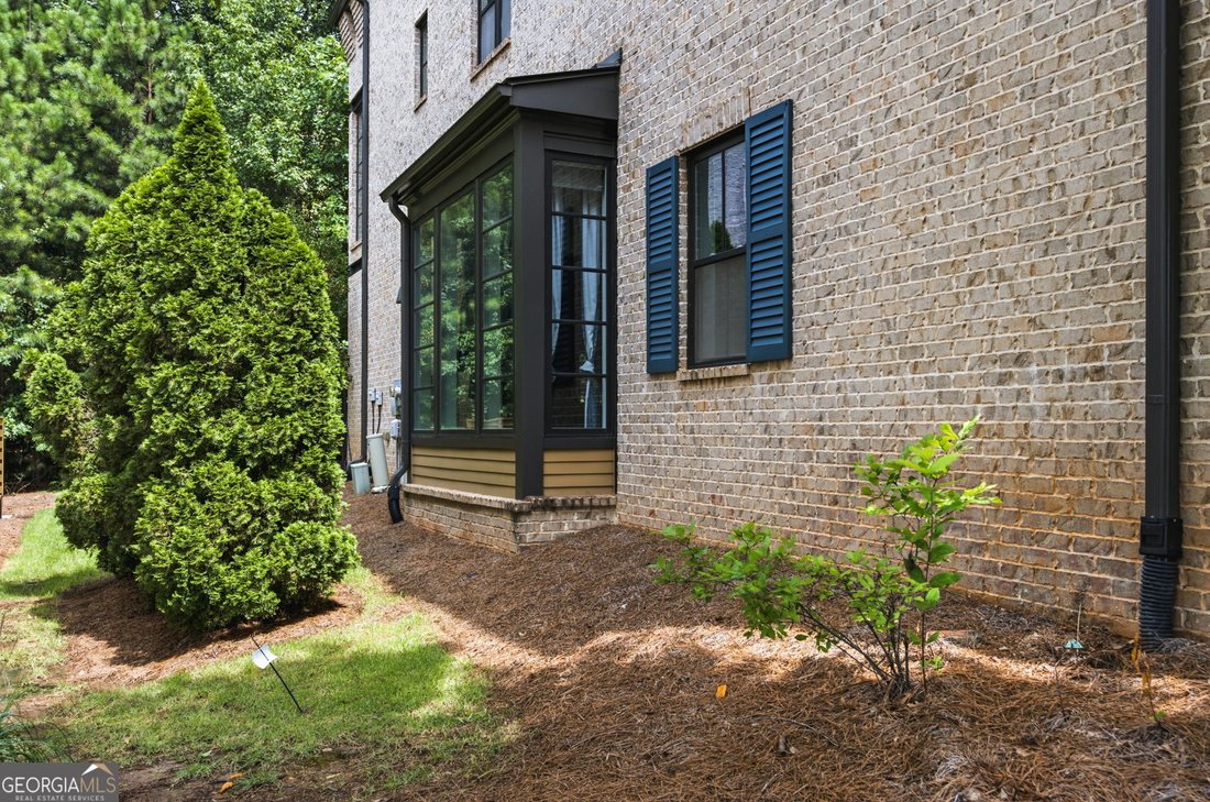 Townhouse in Alpharetta, Georgia, United States 3 - 18543146