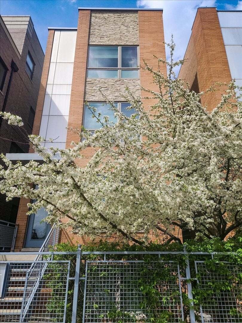 Condo in Chicago, Illinois, United States 1 - 18545834