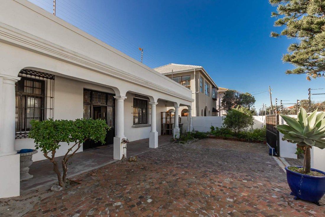 House in Cape Town, Western Cape, South Africa 2 - 18546148