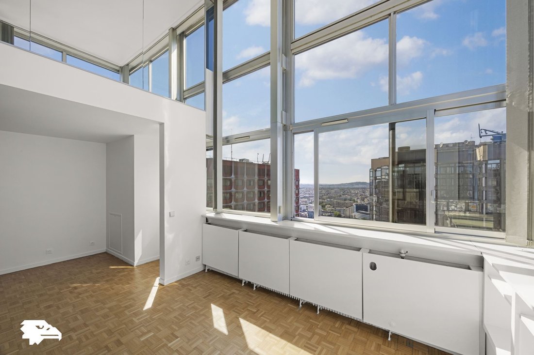 Apartment in Grange Aux Belles-Terrage, Paris 10e Arrondissement, Paris 5 - 18545870