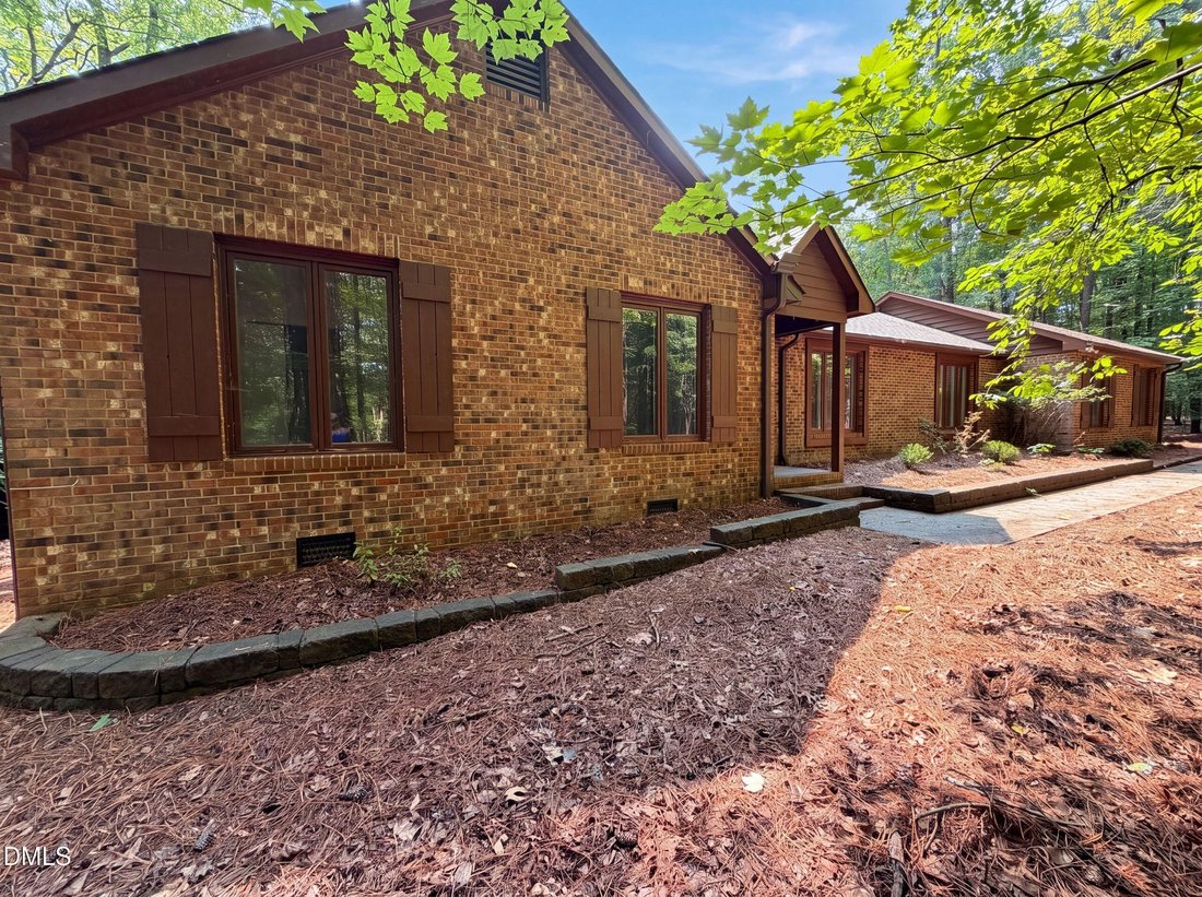 House in Chapel Hill, North Carolina, United States 1 - 18545780