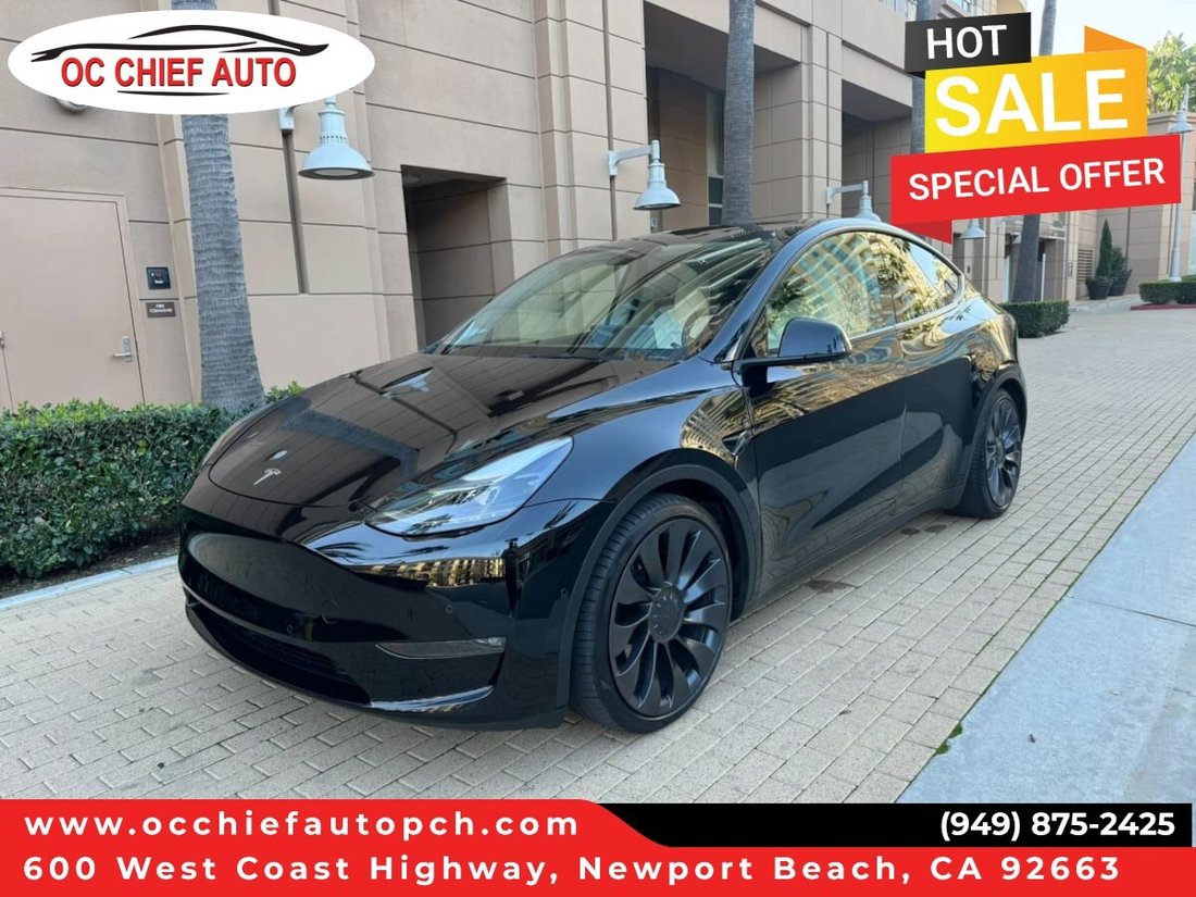 Suv in Newport Beach, CA, United States 1 - 18515821