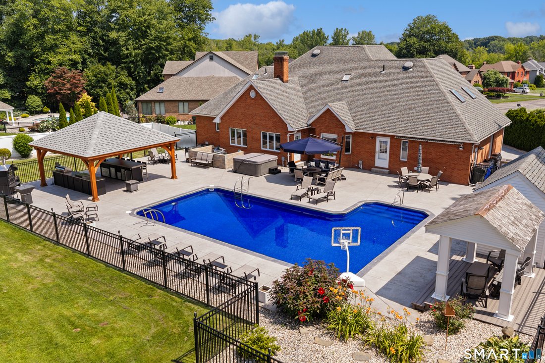 House in Wethersfield, Connecticut, United States 2 - 18503876