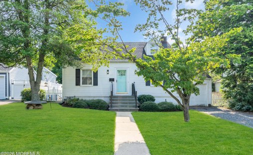 House in Little Silver, New Jersey, United States 1