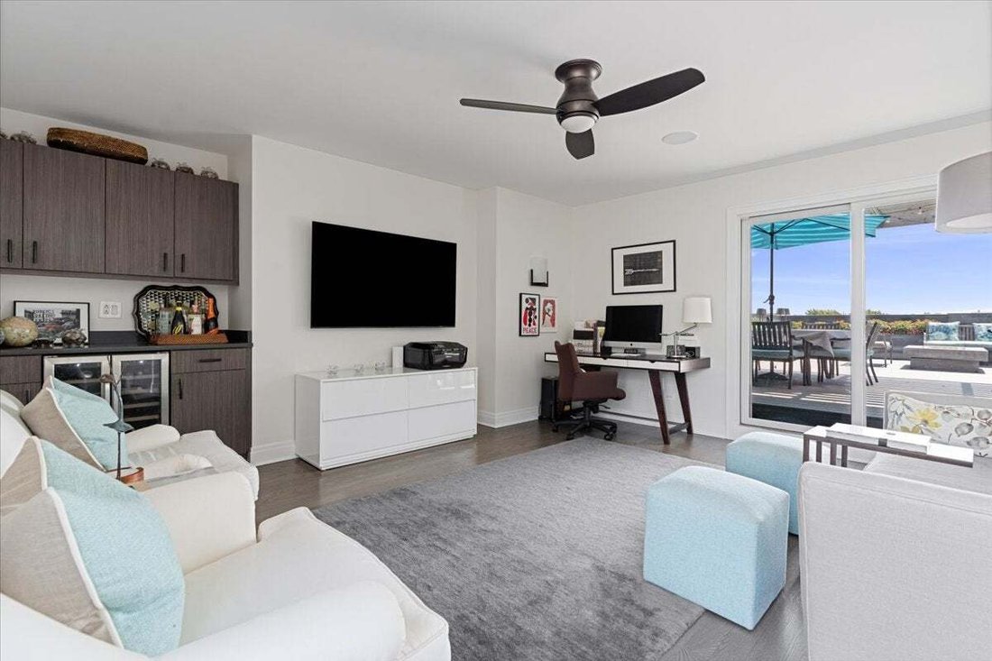 Condo in Chicago, Illinois, United States 2 - 18545834