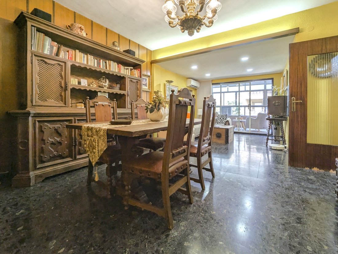 Apartment in Extramurs, Valencia, Spain 1 - 18545814