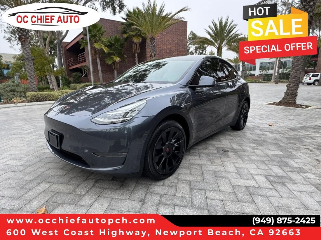 Suv in Newport Beach, CA, United States 1 - 18466653
