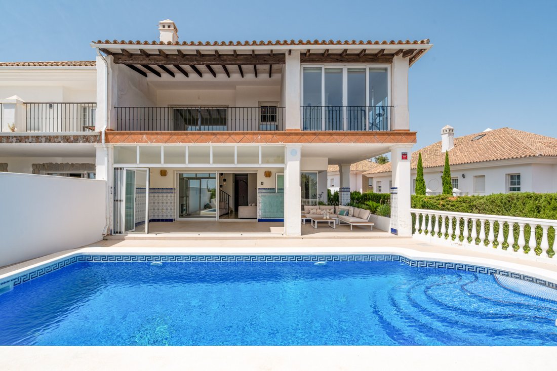Villa in Elviria-Cabopino, Marbella, Spain 2 - 18546187