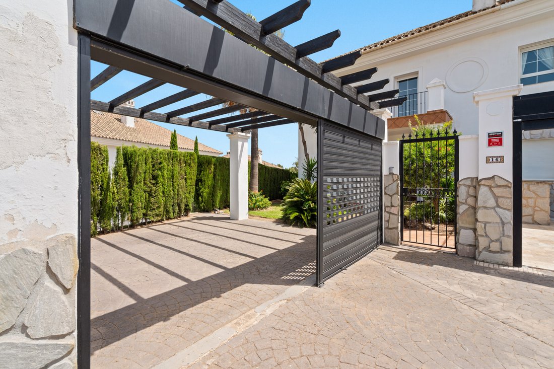 Villa in Elviria-Cabopino, Marbella, Spain 5 - 18546187