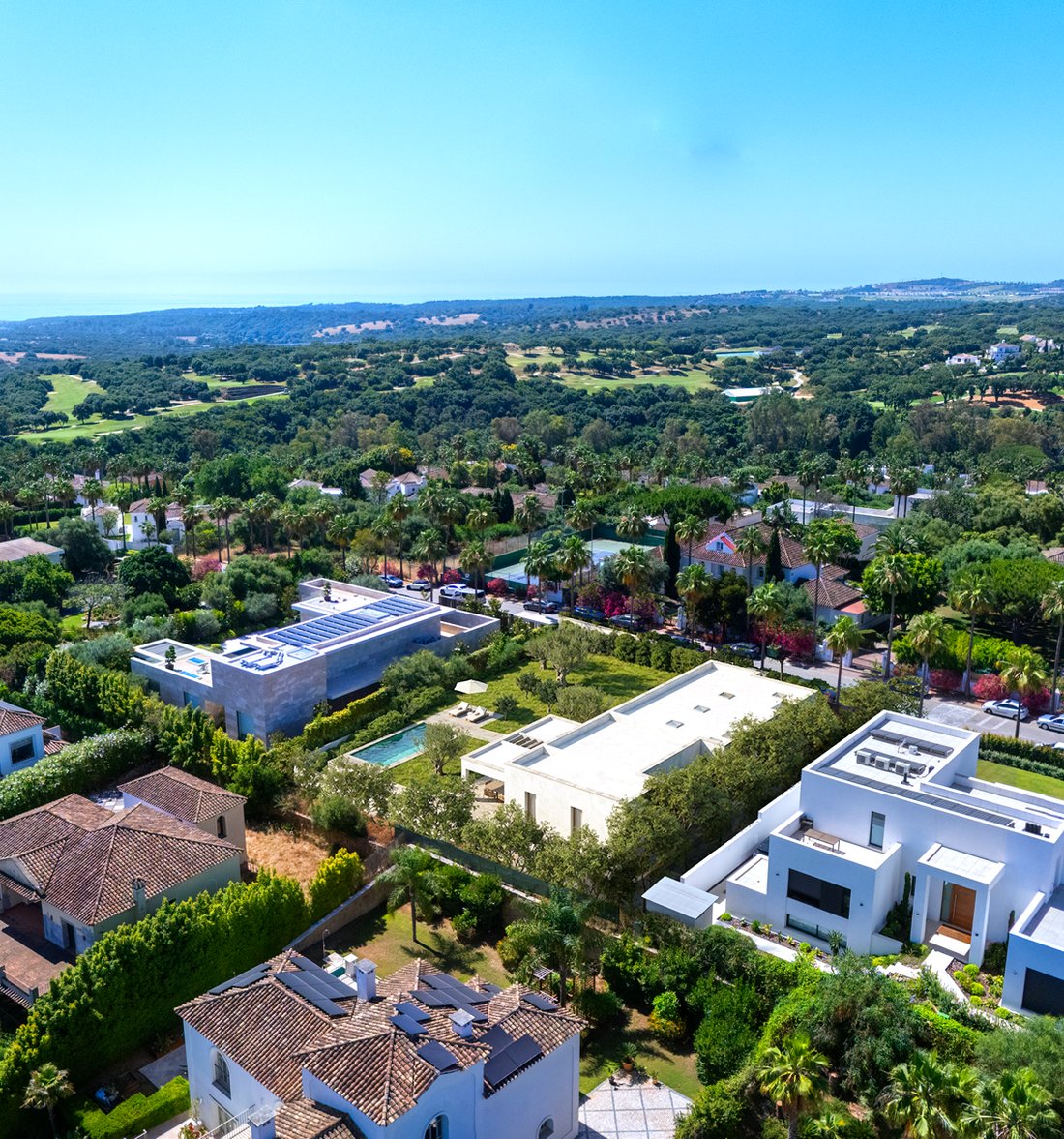 Villa in Sotogrande, San Roque, Andalusia 2 - 18546122