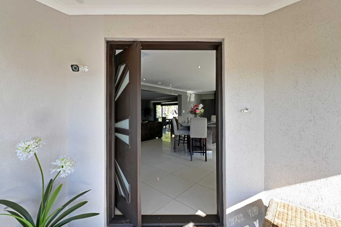House in Flamingo Vlei, Cape Town, South Africa 4 - 18546151