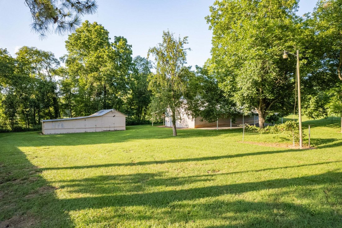 House in Columbia, Tennessee, United States 5 - 18545695