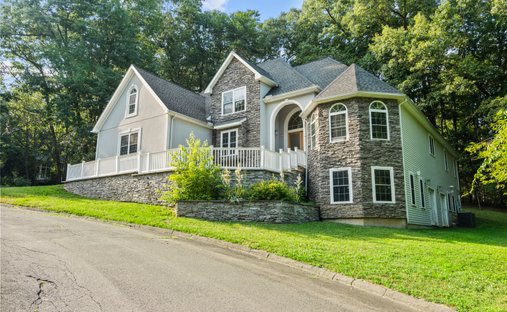 House in Windsor, Connecticut, United States 1