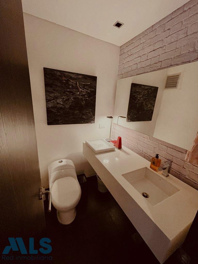 Apartment in Medellín, Antioquia, Colombia 5 - 18545875