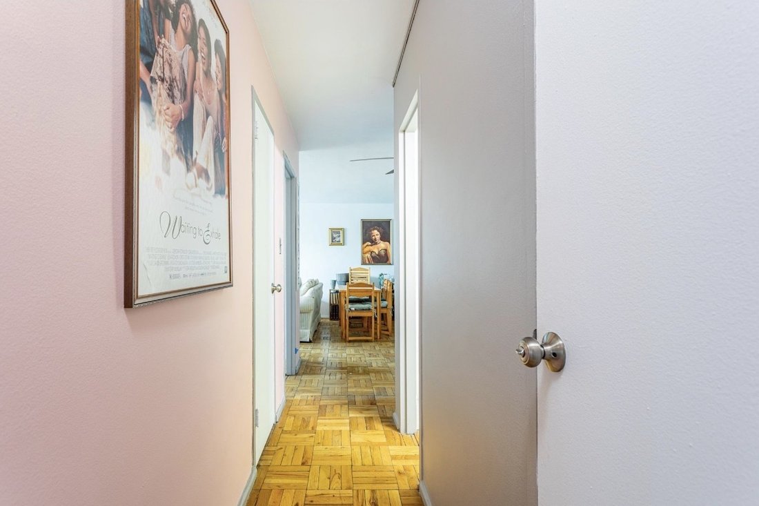 Co Op in New York, New York, United States 5 - 18546061