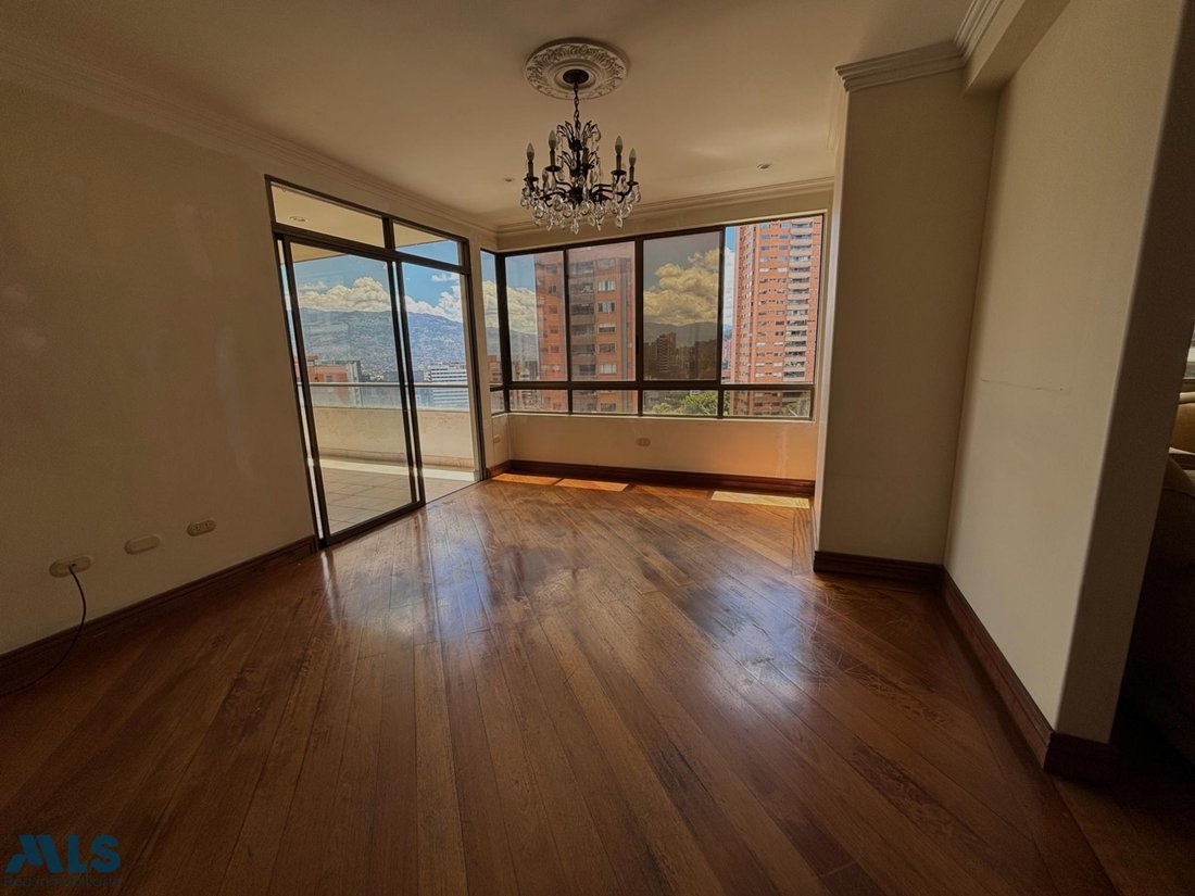 Apartment in Medellín, Antioquia, Colombia 4 - 18545912