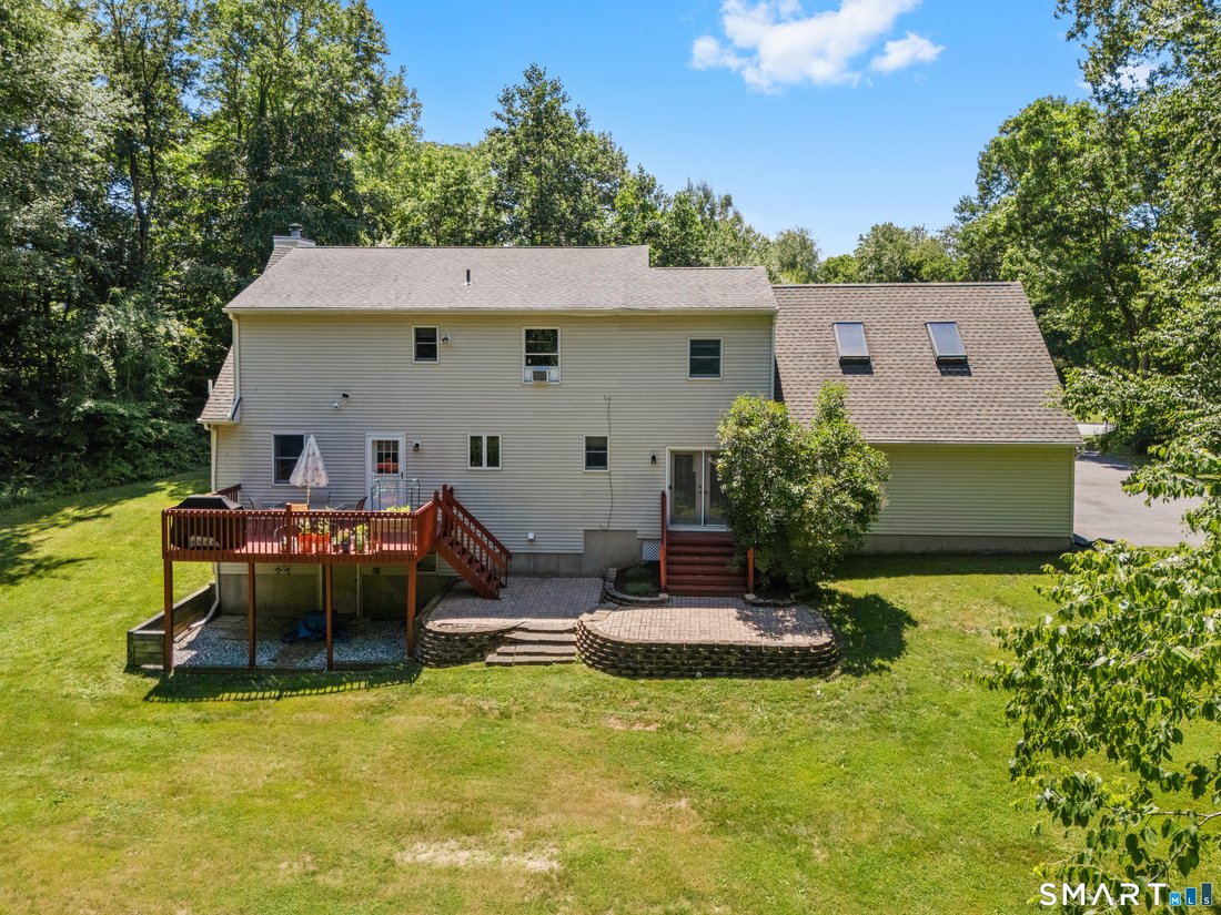 House in Hebron, Connecticut, United States 2 - 18546096