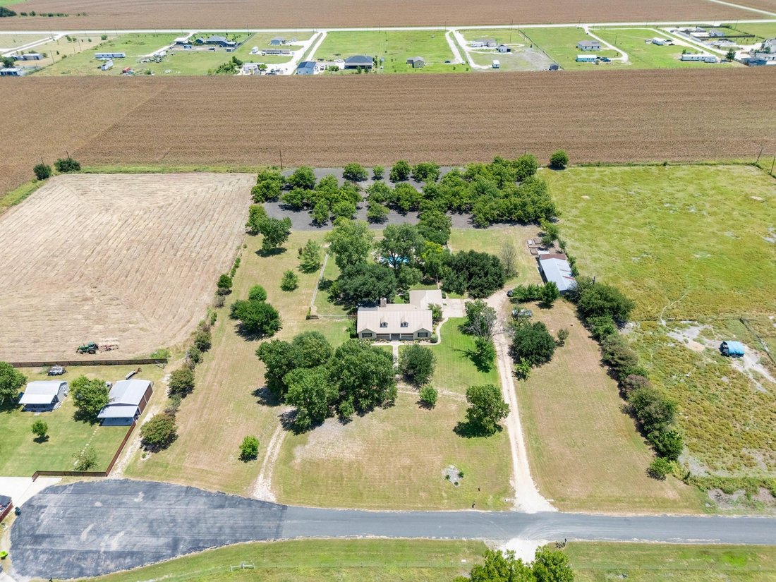 House in Taylor, Texas, United States 4 - 18545645