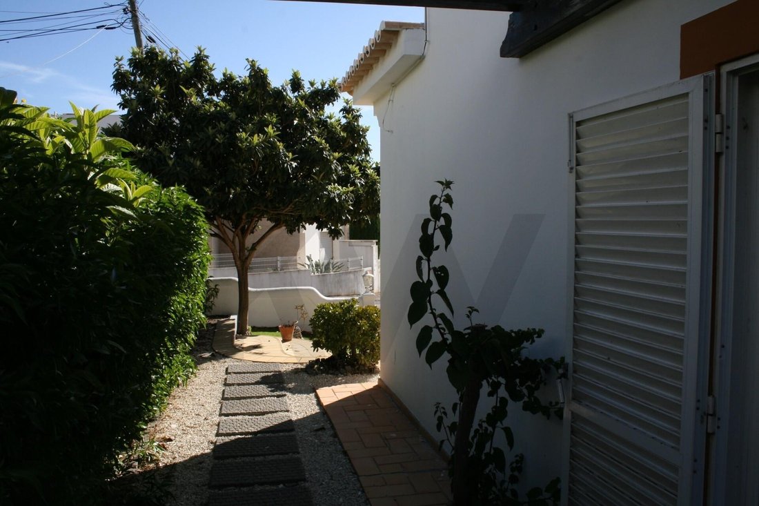Townhouse in Alvor, Algarve, Portugal 2 - 18546054