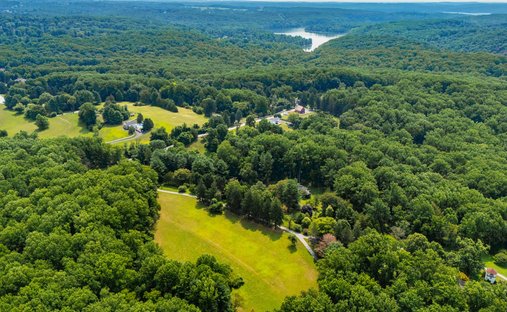 Land in Lutherville-Timonium, Maryland, United States 1